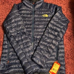 Men’s North Face Summit Series NWT- Size Large